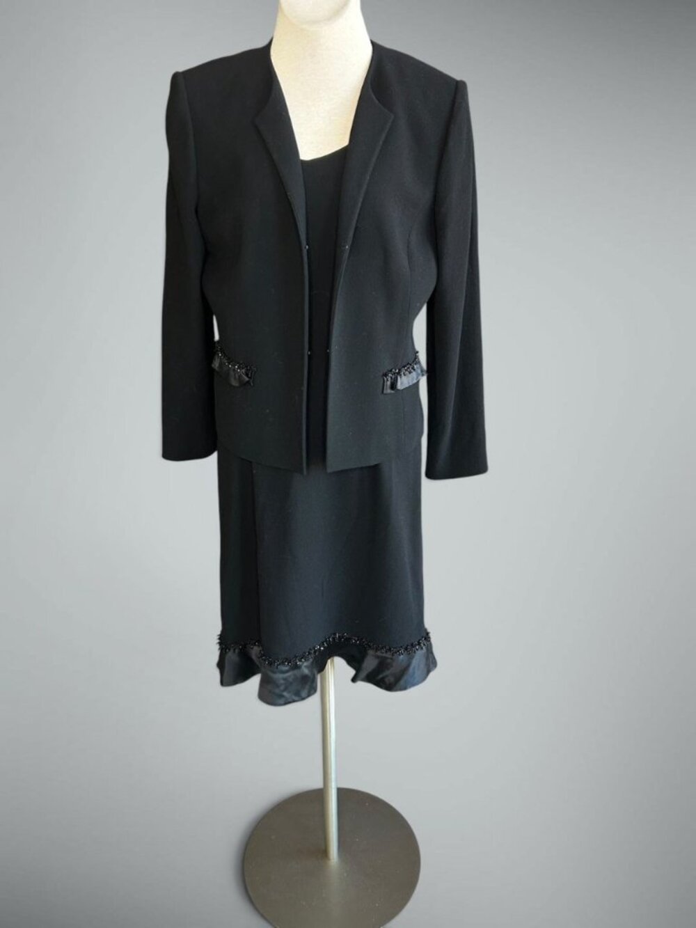 Albert Nipon Vintage Y2K Black Cocktail Dress Matching Jacket Size 12